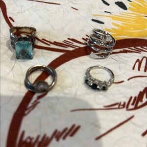 Elegant Silver and Blue Gemstone Ring Set